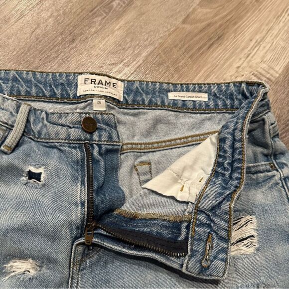 FRAME Le Grande Garçon Distressed Denim Jean Shorts Size 26 - Picture 5 of 9
